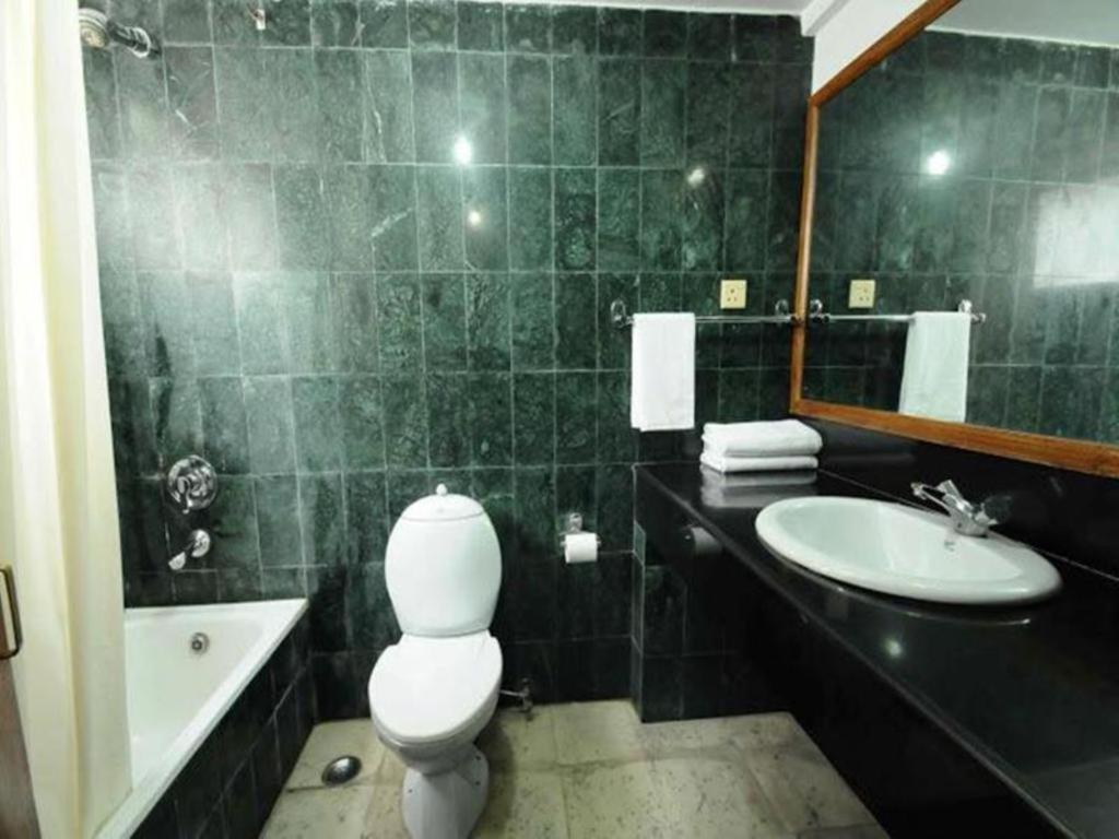 Hotel Clarion Jawalakhel Lalitpur Bagian luar foto
