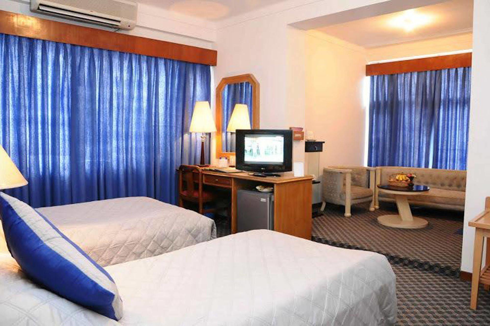 Hotel Clarion Jawalakhel Lalitpur Bagian luar foto